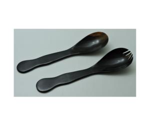 Ensemble de 2 cuillères à salade en corne tendance, fabriquées à la main à partir de corne de buffle naturelle, à prix abordable - Product Image 4