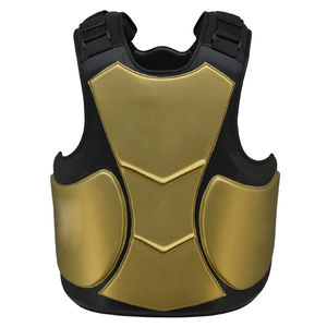 Protector de Pecho de Cuero PU en Color Negro Dorado, Venta al Por Mayor en Diferentes Tamaños, para Boxeo, Entrenamiento de Lucha, Transpirable y Personalizable - Product Image 2