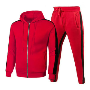 Ensemble de survêtement pour homme avec capuche rouge, fermeture éclair intégrale, sweat-shirt et pantalon, vêtements de sport décontractés avec poches latérales, polyester respirant de qualité - Product Image 1