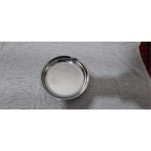 Grand plateau de service rond en métal martelé - Plateau décoratif en acier inoxydable pour table basse - Plateau durable en argent pour servir des collations et des boissons - Product Image 6