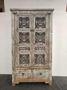 Armoire de luxe artisanale en bois massif à 2 portes, avec gravures décoratives en treillis Jaali, finition blanc vieilli - Product Image 5