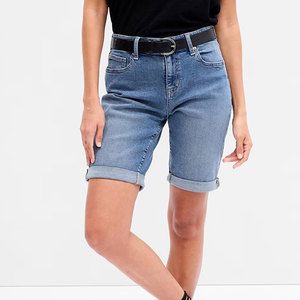 Shorts Bermuda de Mezclilla de Cintura Alta con Cinturón, Corte Regular, Color Azul Lavado, Shorts Casuales para Mujer - Product Image 1