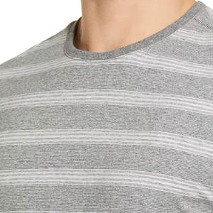 Camisetas Premium Suaves para Hombre con Corte Elegante, Tela Transpirable y Estilo Moderno, Perfectas para el Gimnasio y Uso Casual - Product Image 5