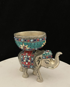 Elefante Chapado en plata con dos cuencos, colgante, elefante, Pooja, Mandir, decoración India - Product Image 3