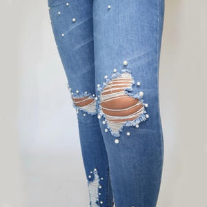 Vaqueros de mezclilla de cintura alta a la moda para mujer, diseño de perlas con rasgaduras desgastadas y corte recto, elásticos y ajustados - Product Image 4