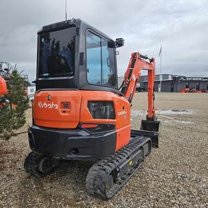 Tractor Kubota L3240 Listo para Enviar con Cargador Frontal y Retroexcavadora, Bomba de Caja de Cambios y Motor - Product Image 6