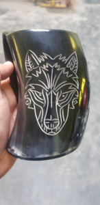 Authentique cornue à boire en bois sculpté d'origine, artisanat naturel indien, inspiré des Vikings, cadeau de mariage, chopes - Product Image 5