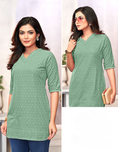 Elegante Kurti Corto Formal de Rayón con Bordado Chikankari, de Secado Rápido, para Fiestas, Universidad y Oficina, para Chicas - Product Image 4