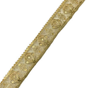 Bordure en dentelle florale brodée de sequins couleur personnalisée 100 % polyester style traditionnel vente en gros pour chaussures et sacs - Product Image 1