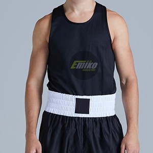 Conjunto de uniforme de boxeo para combate con tela flexible, diseños modernos, pantalones cortos a juego y top sin mangas, kit de boxeo. - Product Image 3