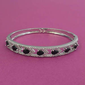 ผู้ส่งออกเครื่องประดับเทียมในอินเดีย คิวบิกเซอร์โคเนีย กำไลแบบเปิดได้ ชุบโรเดียม 444050 - Product Image 1