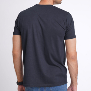 Camiseta de Manga Corta para Hombre, Cuello Redondo, Color Negro Sólido, Corte Regular Informal, 100% Algodón Transpirable, 220g, Lisa - Product Image 2