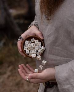 เขาควายขัดกระดูกแท้ทันสมัยแบบทำมือสำหรับดันเจี้ยนและมังกร - Product Image 1