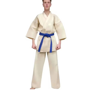 Kimono de Jiu-Jitsu BJJ léger, respirant et écologique fabriqué au Pakistan pour l'entraînement aux arts martiaux - Product Image 1