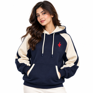 Sweat à capuche oversize élégant en polaire pour femme – Idéal pour l'hiver, les loisirs en extérieur, tissu doux et confortable, parfait pour le quotidien et les voyages - Product Image 1