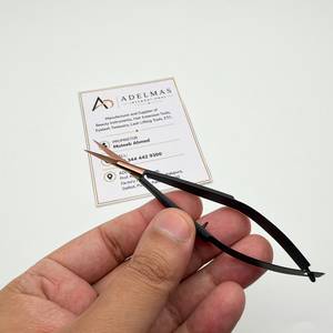Ciseaux à ressort droits noirs en or rose, en acier inoxydable, avec logo personnalisé, instrument de beauté pour manucure - Product Image 4
