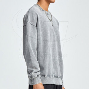 Sweat-shirt délavé à l'acide de qualité supérieure, un essentiel élégant pour la garde-robe, en tissu confortable, idéal pour la mode streetwear. - Product Image 3