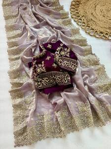 Sari de satén Fandy de diseñador con bordado C Pallu, adorno de lentejuelas y borde con trabajo de corte, y blusa de satén Fandy completamente cosida. - Product Image 5