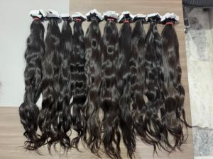 Extensiones de Cabello Remy de la Mejor Calidad, Cabello Indio de Lujo, Cinta Adhesiva del Sur de la India, Directamente de Fábrica, Cabello Humano Crudo Sin Procesar de Alta Calidad - Product Image 2
