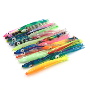 Esca Artificiale Luminosa da 6cm per Pesca in Mare, Gonnellino di Calamaro Sostitutivo, Jigging Polpo, Peso 10g - Product Image 3