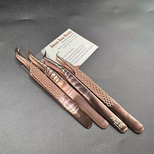 Pinzas para Extensión de Pestañas con Punta de Diamante en Oro Rosa, Acero Inoxidable, Instrumento de Belleza de Precisión Aislado - Product Image 6