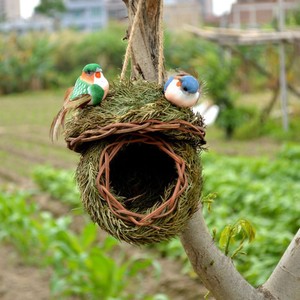 บ้านนกไม้ไผ่ทำมือพร้อมงานสานหญ้า - ของตกแต่งสวนขายส่ง - Product Image 1