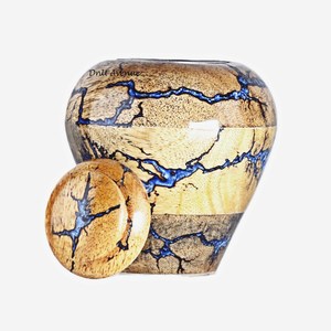 Urne funéraire en bois pour cendres humaines, récipient commémoratif avec finition craquelée bleue pour adultes - Product Image 4