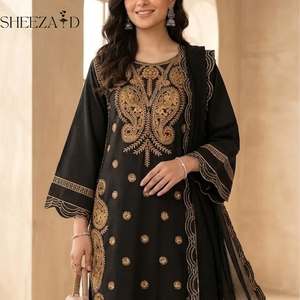 Robe d'été pour femmes, style pakistanais, en nylon et viscose, à motifs floraux, respirante et douce pour la peau, pour un usage quotidien, vente en gros de vêtements Salwar Kameez - Product Image 3