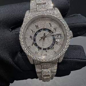 Reloj de Alta Calidad con Moissanita Cultivada en Laboratorio, Cuadrado de 40 mm, Estilo Ejecutivo, Oro Blanco de 20 mm, Estilo Hip Hop, con Incrustaciones DEF - Product Image 1