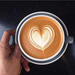 VIETNAM Grains de café entiers torréfiés 100% Arabica/Robusta 250/500gr/1kg Personnalisable Faible MOQ pour Nouvelle Marque de Café - Échantillon Gratuit - Product Image 1