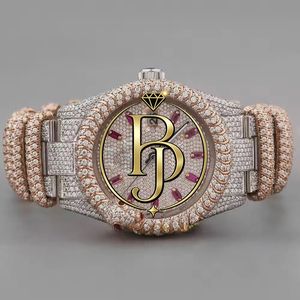 Montre-bracelet élégante de luxe en quartz avec diamants, boîtier argent et or rose, lunette sertie de pierres précieuses, verre, index roses, accent couronne bleue, acier inoxydable - Product Image 5