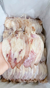 Qualité Fiable, Sécuritaire et Écologique : Calamar Séché Pur, Fruits de Mer de l'Océan, Idéal pour les Collations Quotidiennes et la Préparation de Soupes, Prix Direct - Product Image 3