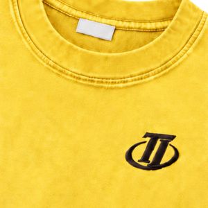 T-shirt en coton oversize jaune délavé vintage avec logo brodé sur la poitrine, tee-shirt unisexe streetwear - Product Image 4