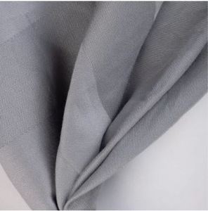 Ensemble de serviettes en satin de qualité supérieure, élégant, pour hôtel et restaurant, provenant d'un fournisseur indien, au meilleur prix - Product Image 4