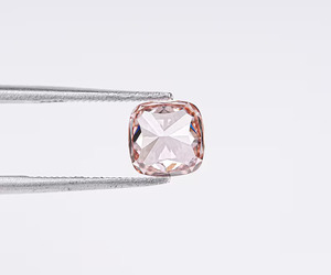 Diamant CVD de laboratoire couleur champagne 1,04 carats, taille coussin, de couleur fantaisie, VS, pour bijoux, OM GEMS - Meilleures ventes - Product Image 4
