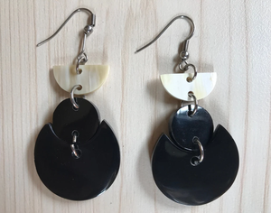 Pendientes Hechos a Mano con Cuerno de Búfalo Natural y Ecológico para Mujer, Tamaño Personalizable, Estilo Moderno, Uso Diario, por Perfect Enterprises - Product Image 6