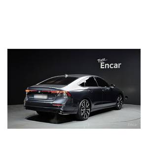 Honda Accord 2.0 Híbrido Touring 2023 con Asientos de Cuero, Volante a la Izquierda, Cámara Trasera, Techo Solar, Faros LED, 24,512 km, 12/2023 - Product Image 2