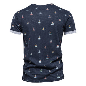 Camiseta Casual de Manga Corta con Cuello Redondo y Estampado de Veleros Azul Marino para Hombre, Corte Regular, Tejido de Punto de Algodón - Product Image 6