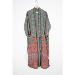 Kimono indien en soie pure, lisse, respirant, romantique, rayé, confortable, doux, robe japonaise, vêtements de nuit pour femmes, floral, printemps, mariage - Product Image 3