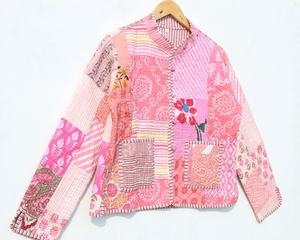 Nouvel arrivage de manteaux matelassés à imprimé floral avec patchwork, vestes indiennes faites à la main, veste matelassée bohème pour femmes - Product Image 6