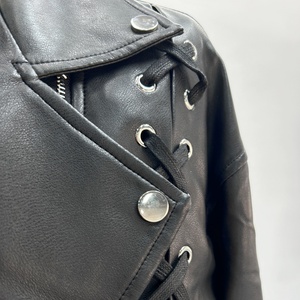 Chaqueta de Motociclista de Cuero Genuino para Mujer, Cierre de Cremallera Negro, Cuello Camisero, Manga Larga, Estilo Otoñal - Product Image 2