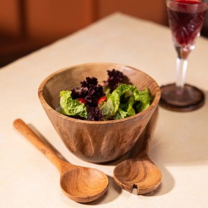 Bol à salade en bois d'acacia fait main avec cuillères de service, finition naturelle, design contemporain, résistant à la chaleur, jetable pour une utilisation en cuisine - Product Image 3
