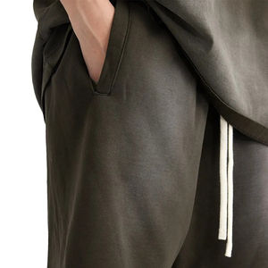 Shorts de haute qualité en coton délavé à l'acide, style streetwear décontracté et sportif pour hommes, avec cordon de serrage. - Product Image 4