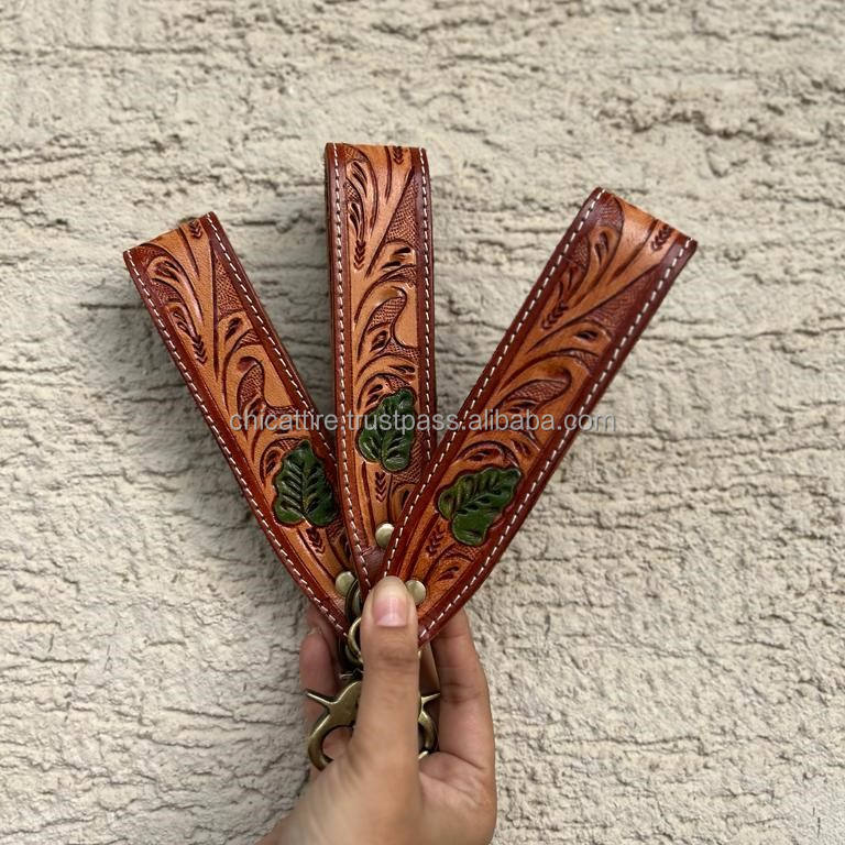 สีน้ำตาลพร้อมเครื่องมือสี