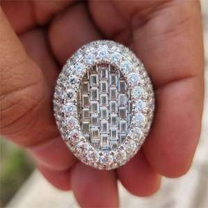 Bague de luxe ovale en moissanite taille baguette, style hip-hop, sertie de diamants, bijou tendance, brillance premium - Product Image 3