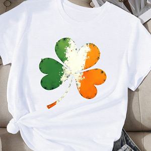 T-shirt comfit pour femmes design drapeau irlandais shamrock - Product Image 3
