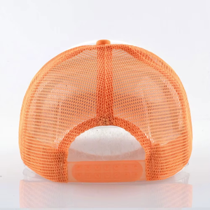 Casquette Snapback Unisexe 6 Panneaux Blanche Orange avec Logo Géométrique en Maille – Chapeau Décontracté Ajustable pour Adultes, Idéal Printemps-Été et Activités de Plein Air - Product Image 6