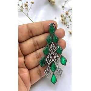 Pendientes Largos de Lujo en Latón Plateado con Circonitas, de Primera Calidad, Hermosos y Elegantes para Mujeres y Niñas, Ideales para Bodas y Fiestas - Product Image 1