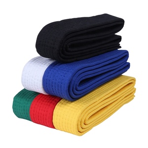 Cinturones de karate de alta calidad para hombre, bordado personalizado, todos los tamaños, de color, taekwondo, judo - Product Image 1