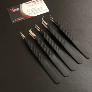 Pinzas para Pestañas de Acero Inoxidable Japonés Sostenible al por Mayor, Negras Mate con Punta, Pinzas para Extensión de Pestañas de Marca Privada - Product Image 2